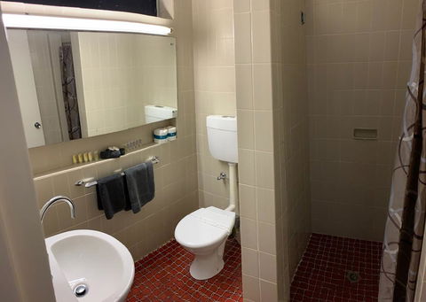 The Stuart Hotel-Motel - Renee 1