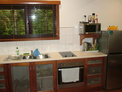 The Summit Bed & Breakfast - Petrol Stations 3