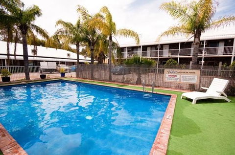 The Swagmans Rest Apartments - Internet Find 0