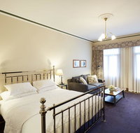 The Terrace at The Settlement - Swimm