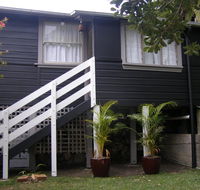 The Tree House 6 Gowing Street - Internet Find
