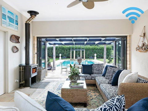 The Villa @ Linden Hall Highlands Luxury - Renee 0