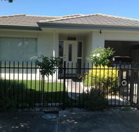The Villa Kyabram - Renee