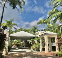 The Villas Palm Cove - Internet Find