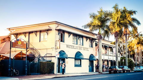 The Waterloo Bay Hotel - Renee 0