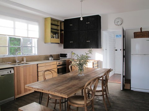 The White House - Qld Realsetate 0