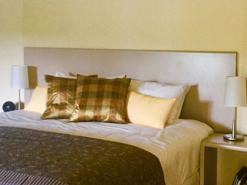 The Woodbridge Tasmania - Renee 2