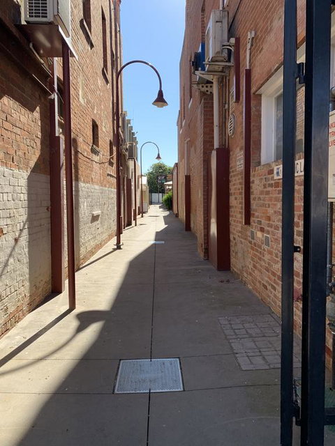 The Yarrawonga Hotel - Qld Realsetate 1