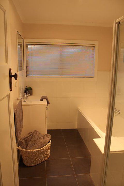 The Yellow Daisy - Renee 2