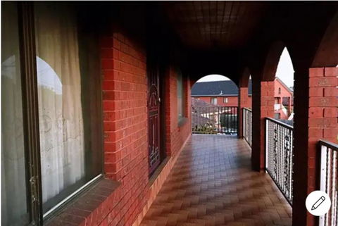 Thomastown Antique House En-suite Room - Swimm 3