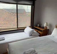 Thomastown Antique House Room 3 - Internet Find