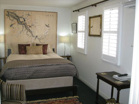 Three Chimneys Bed And Breakfast Boutique Guest House - Renee 3