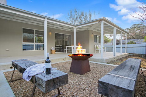 Three Sisters - Renee 1