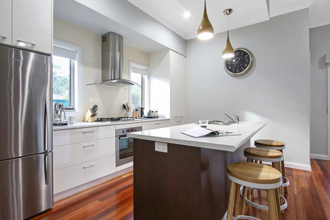 Three Sisters - Renee 3