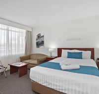 Thunderbird Motel Yass - Renee