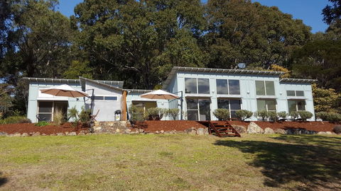 Tilba Coastal Retreat - Renee 0