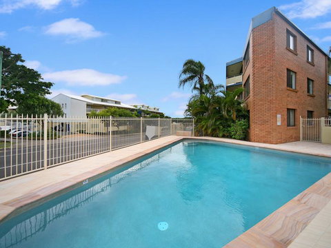 Tindarra Apartments - Swimm 0