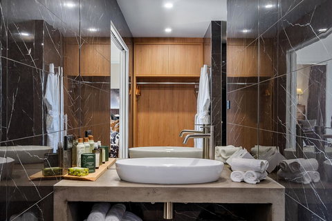 Tinderbox Retreat - Renee 2