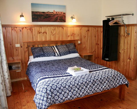 Tindoona Cottages - Internet Find 1