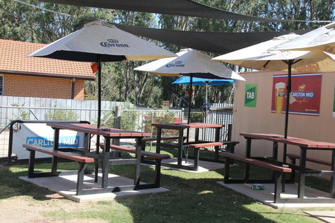 Tocumwal Hotel Motel (The Palms) - Renee 2