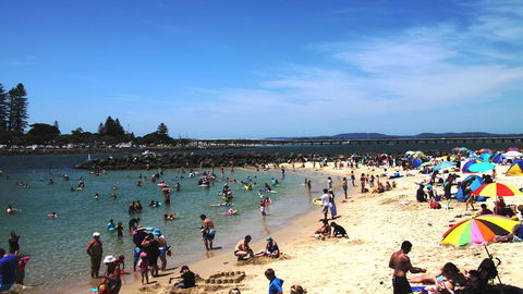 Tokelau 2 - Tuncurry Townhouse - Renee 2