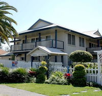 Tokelau 2 - Tuncurry Townhouse - Renee