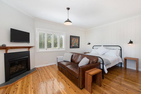 Toms Cottage - Wilgowrah -A Country Escape - Internet Find 1