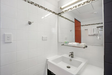 Toowong Inn & Suites - Qld Realsetate 3