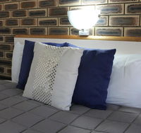 Top of the Town Motel - Internet Find