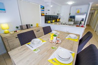 Business in Agnes Water QLD Renee Renee