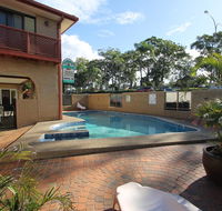 Toreador Motel - Swimm