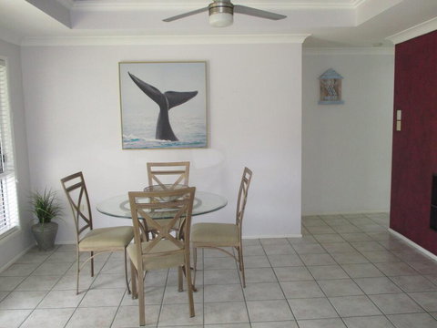 Torquay Beach Holiday House - Qld Realsetate 1