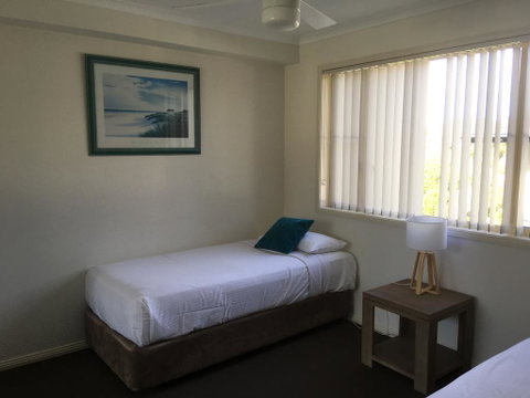 Town Beach Beachcomber Resort - Internet Find 2