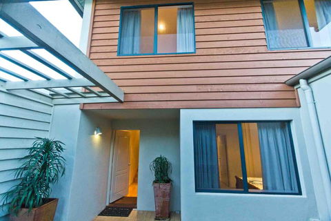Townhouse 212 - Renee 2