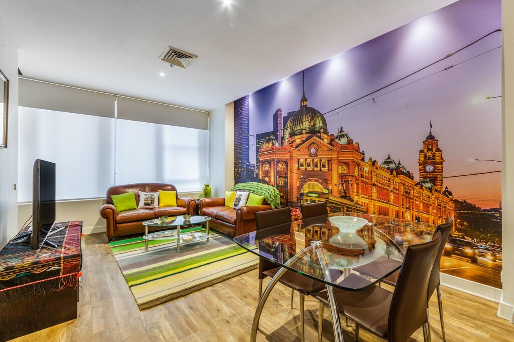 Melbourne And Surrounds VIC Renee