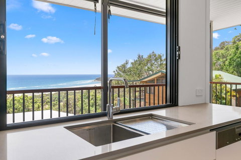 Tramican Street House - Qld Realsetate 3