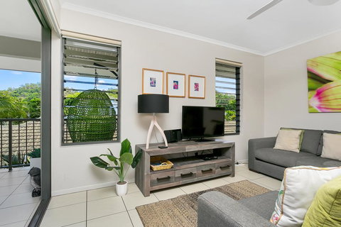 Tranquil Palms @ Trinity Beach - Renee 2