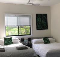 Tranquil Spa Retreat - Internet Find