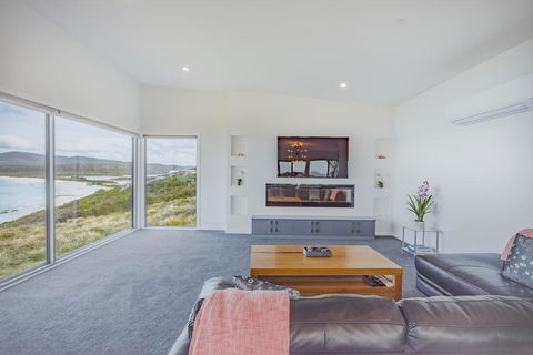 Tranquility Bay Of Fires - Internet Find 3