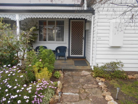 Travellers Rest B&B - Internet Find 3