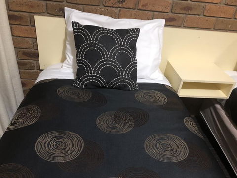 Travellers Rest Motor Inn Swan Hill - Renee 2