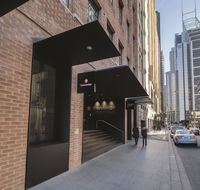 Travelodge Hotel Sydney Martin Place - Petrol Stations