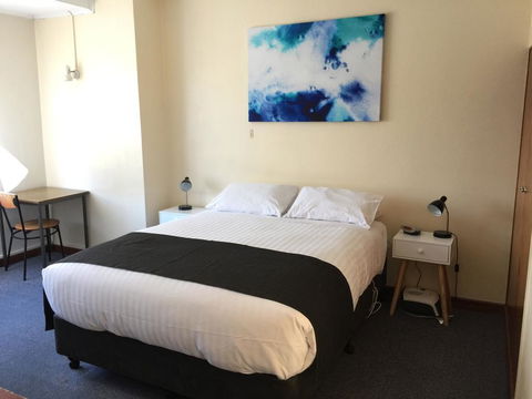 TRC Hotel - Renee 2