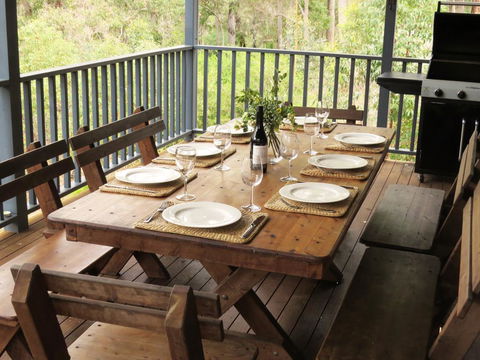 Treehouse - 3 Acre Elevated Nature Setting - Renee 0