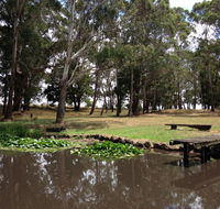 Trentham East Country Retreat - Internet Find