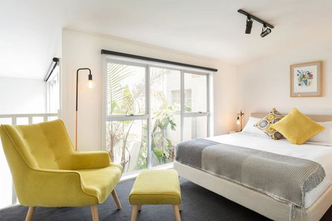 Trendy Loft Near Smith St. With Cosy Courtyard And Parking - Internet Find 2