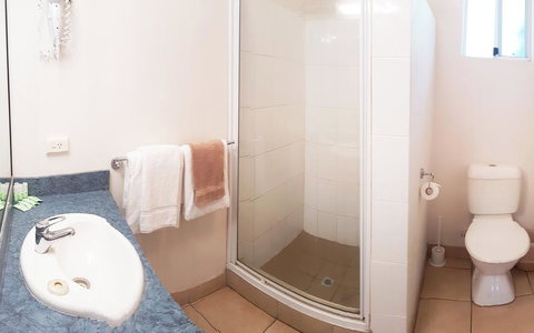 Tropic Coast Motel - Renee 1