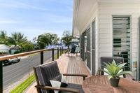 Business in Clifton Beach QLD Renee Renee