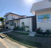 Tropical City Motor Inn - Renee