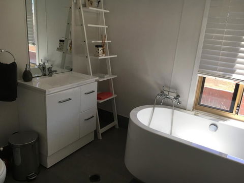 Tropical Farm Stay - Renee 1